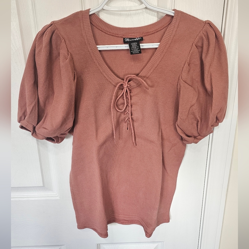 Wrangler Women's Puff Sleeve Top in Dusty Rose